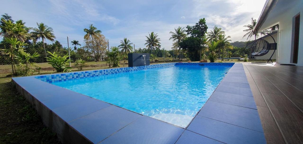 Island Villas Pacific Harbour Esterno foto