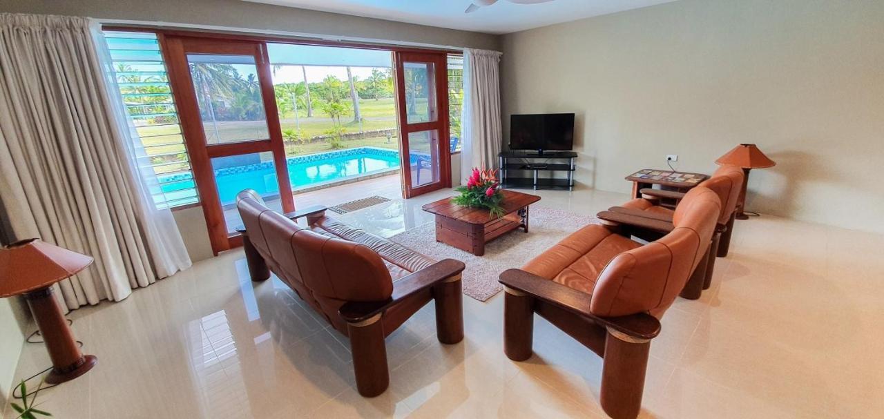 Island Villas Pacific Harbour Esterno foto