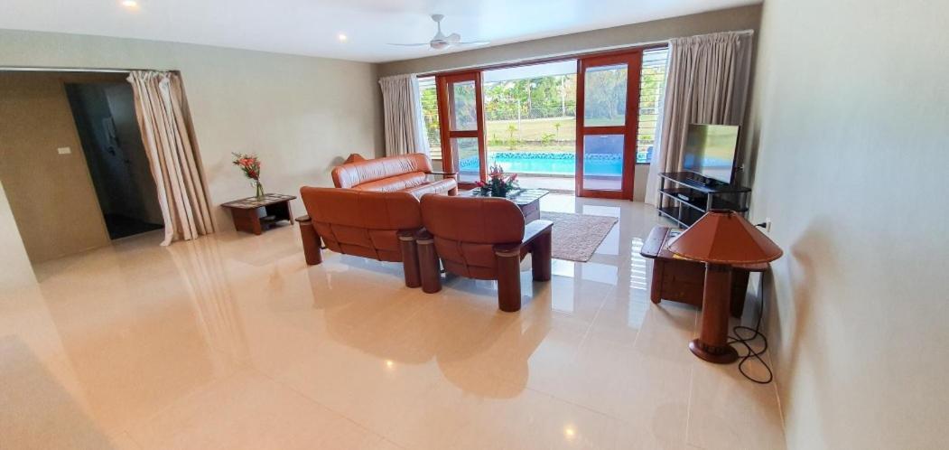 Island Villas Pacific Harbour Esterno foto